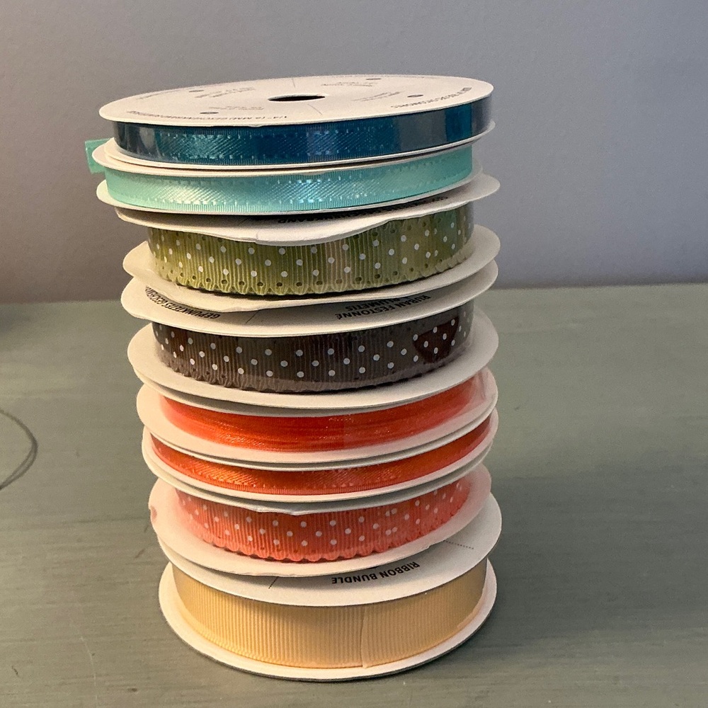 Stampin' Up! Lot of 26 Spools of Ribbon of Various Colors, Sizes & Designs - Picture 14 of 16